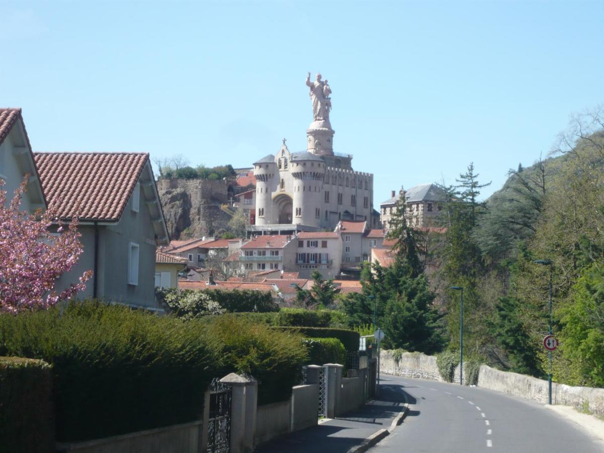 Le Petit St Jacques Le Puy-en-Velay Exterior foto